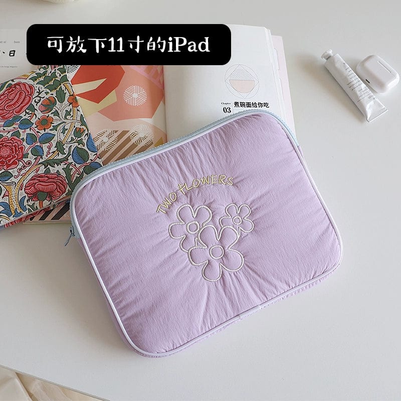 Fanhuabuyu 15-inch iPad storage bag by Showlu Fashion Store, embroidered polyester clutch with a slim, stylish design.