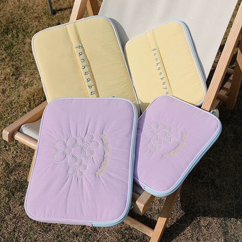 Fanhuabuyu 15-inch iPad storage bag by Showlu Fashion Store, embroidered polyester clutch with secure zipper closure.