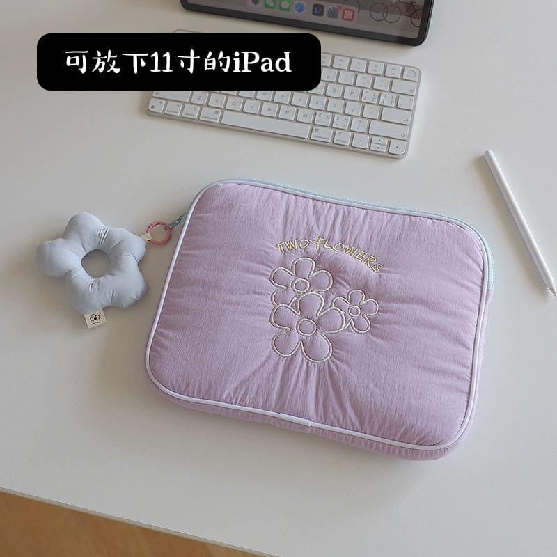 Fanhuabuyu 15-inch iPad storage bag by Showlu Fashion Store, embroidered polyester clutch with secure zipper closure.