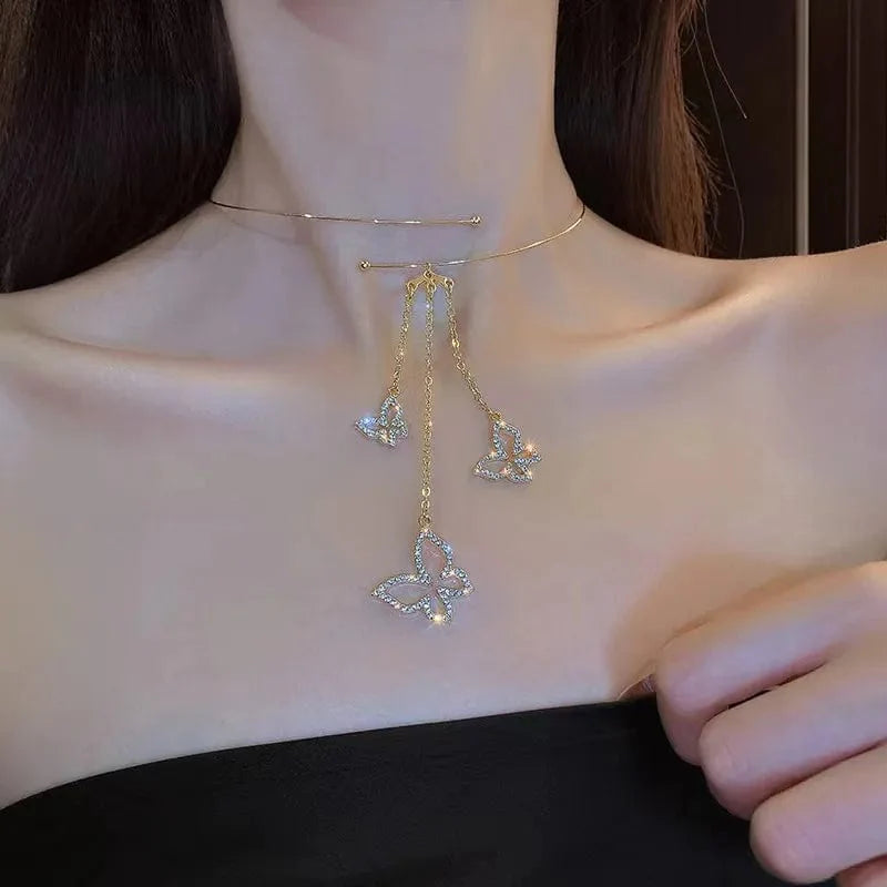 Elegant double-layer pearl love pendant necklace by Showlu Fashion, featuring copper jewelry for women, perfect for weddings and parties.