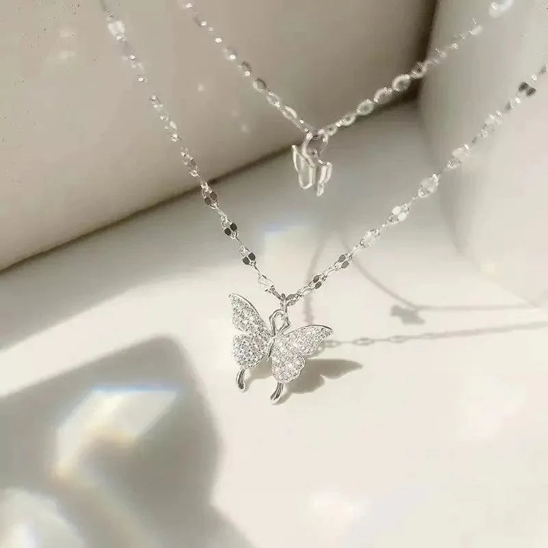 Elegant double-layer pearl love pendant necklace by Showlu Fashion, featuring copper jewelry design for women, perfect for weddings or parties.