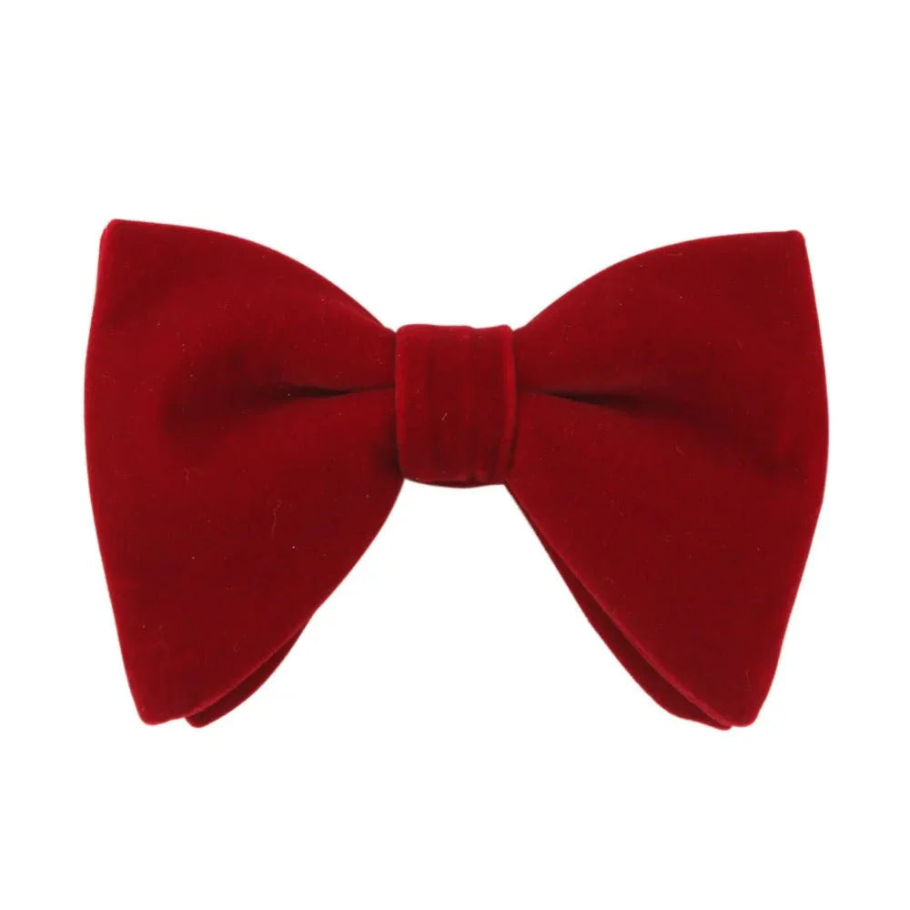 Large velvet bow tie for men, formal flannelette fabric, stylish wedding or tuxedo accessory, perfect for grooms and special occasions.