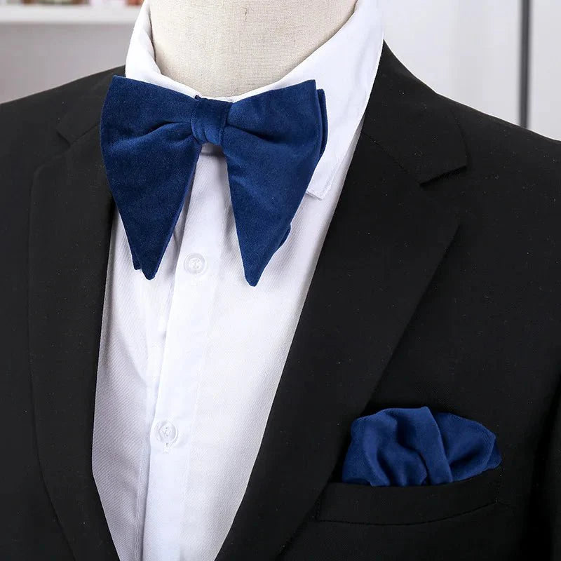 Large velvet bow tie for men, formal flannelette design, perfect for weddings, tuxedos, and special occasions.