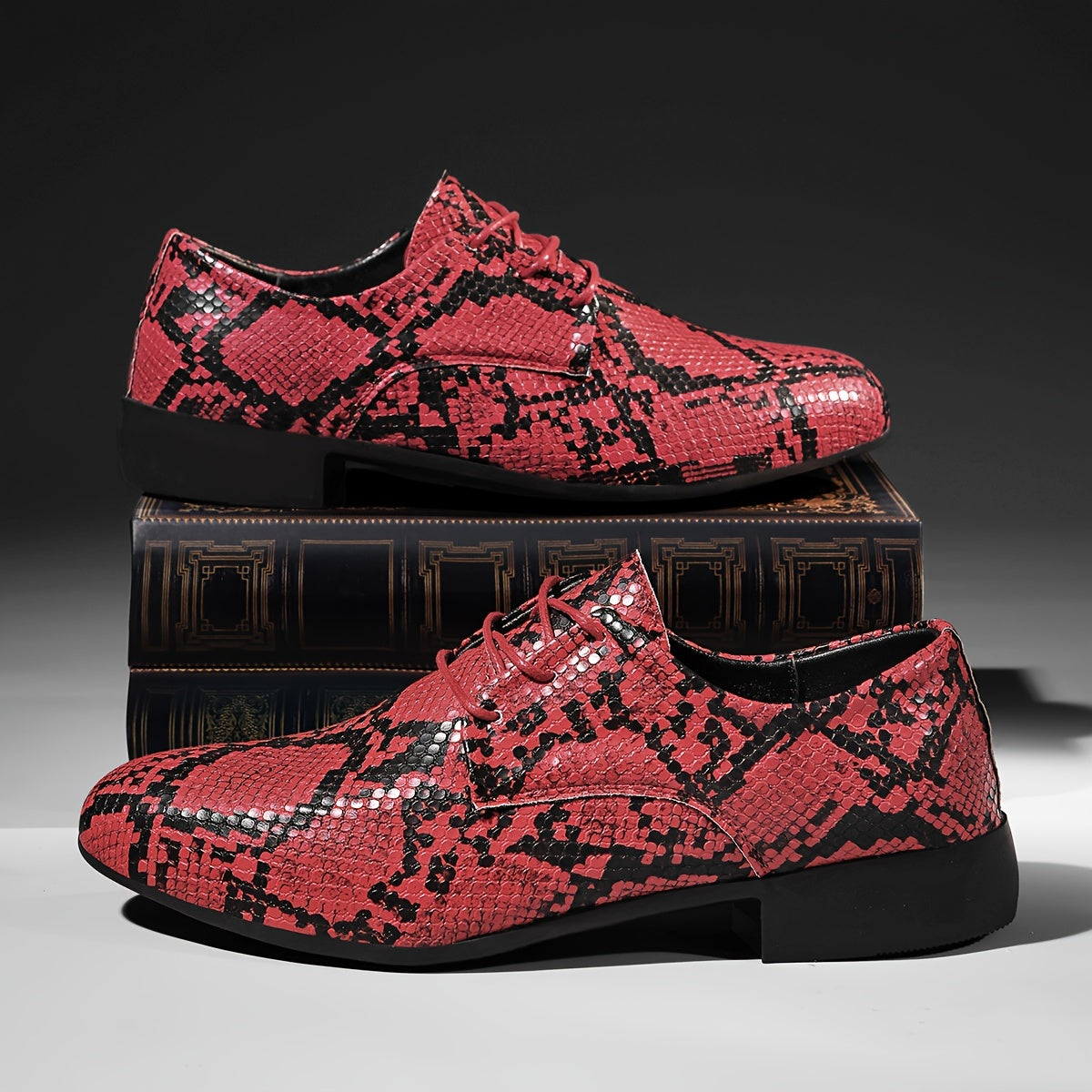 SHOWLU Men's snakeskin print dress shoes with vintage lace-up design, formal footwear for stylish occasions.