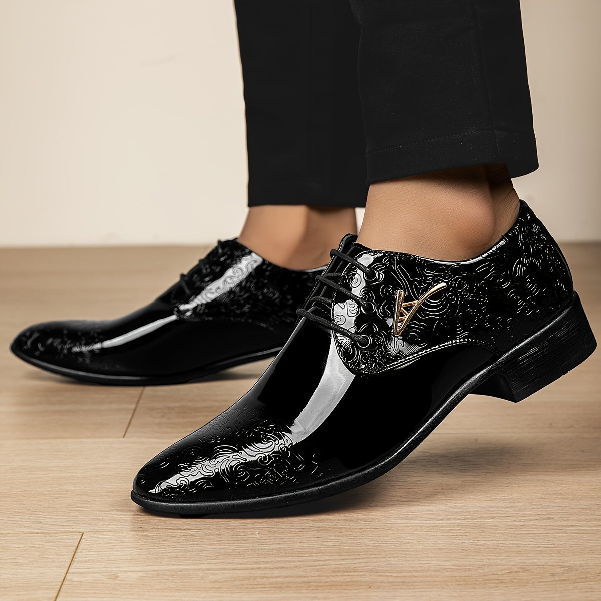 SHOWLU Men's Oxford dress shoes with pointed toe and geometric microfiber design, stylish and formal footwear for men