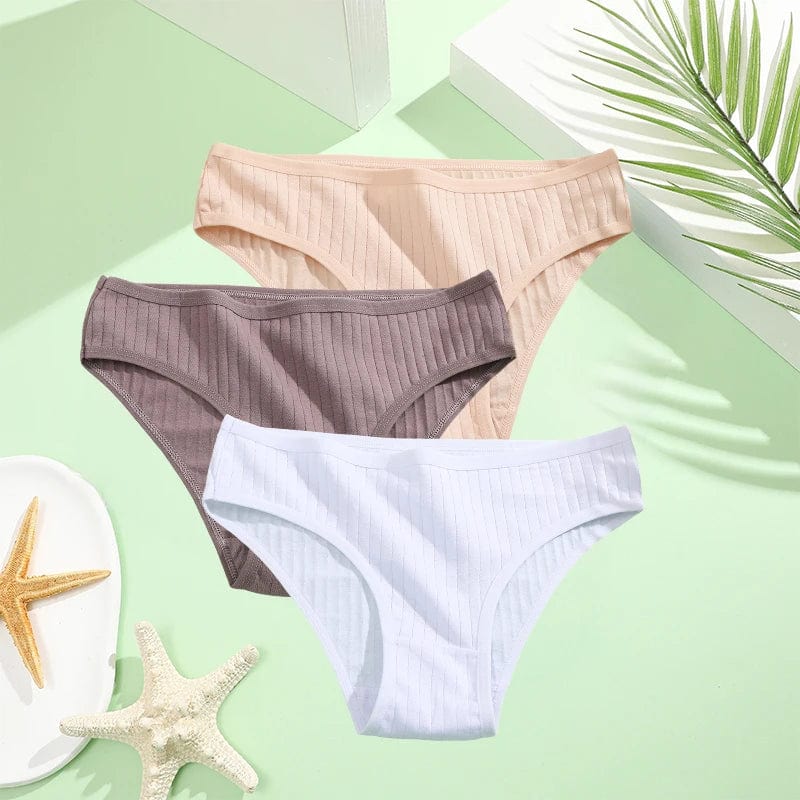 FINETOO 3-pack women's cotton briefs in assorted colors, low-rise solid panties, available in XS to 7XL for comfortable fit.