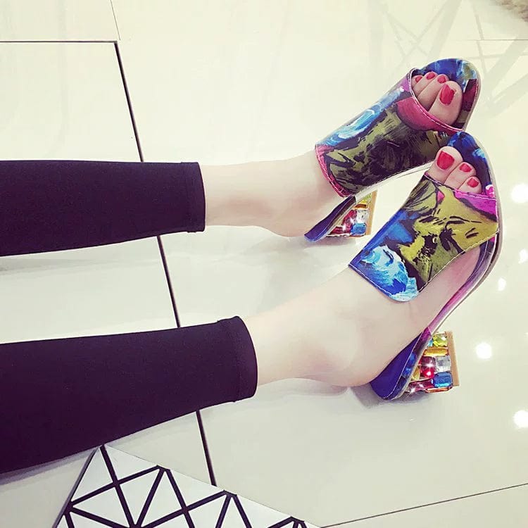 Showlu Flower Heel transparent sandals with patent leather, chunky mid-heel, slip-on design, perfect for summer women's footwear.