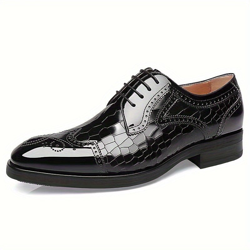 SHOWLU men's wing-tip brogue shoes with breathable leather, lace-up design, ideal for business and formal office wear.