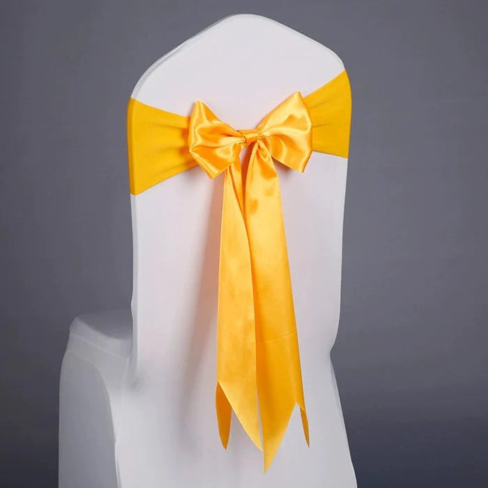 Showlu elastic Arabesquitic fabric wedding chair bows tied around banquet chairs for elegant event decor.