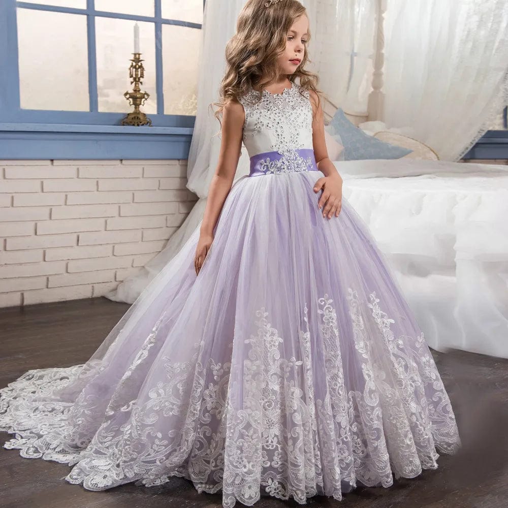 Girls lace tulle prom gown by Showlu Fashion, sleeveless formal wedding party dress with elegant long design for special occasions.