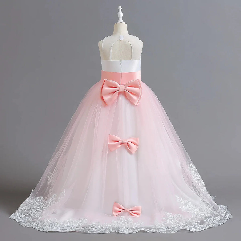 Girls lace floral pageant dress by Showlu Fashion, long princess gown for kids’ prom, wedding, or formal events.