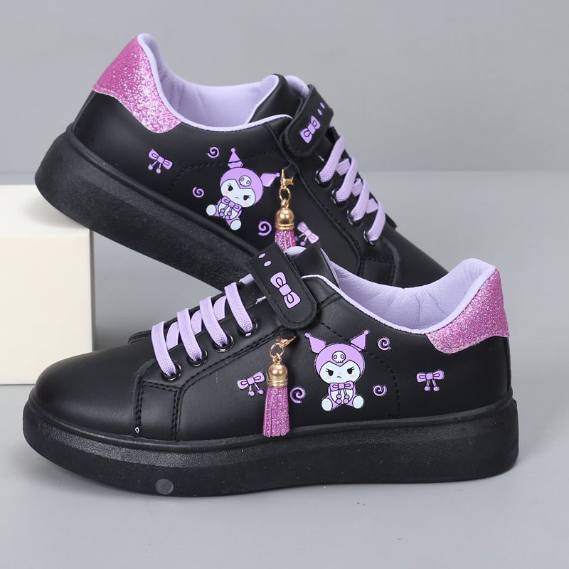 Girls white PU leather low ankle sports sneakers for kids, with flat soles and stylish design, ideal for active wear.