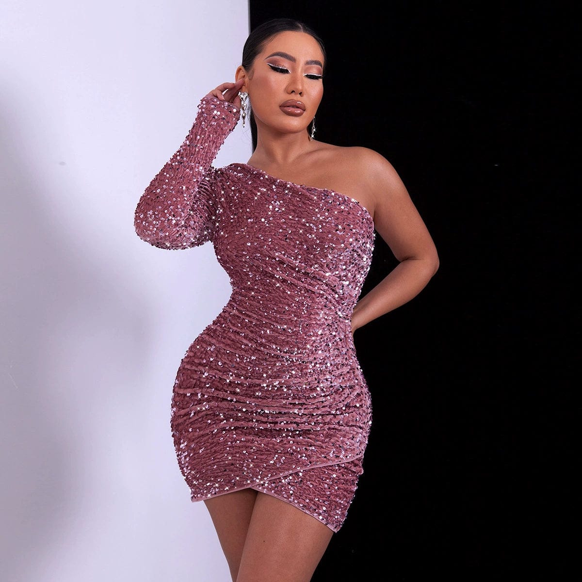 Glamorous showlu fashion sequin one-shoulder long sleeve slim party dress worn by a model, featuring shimmering sequins and elegant design.