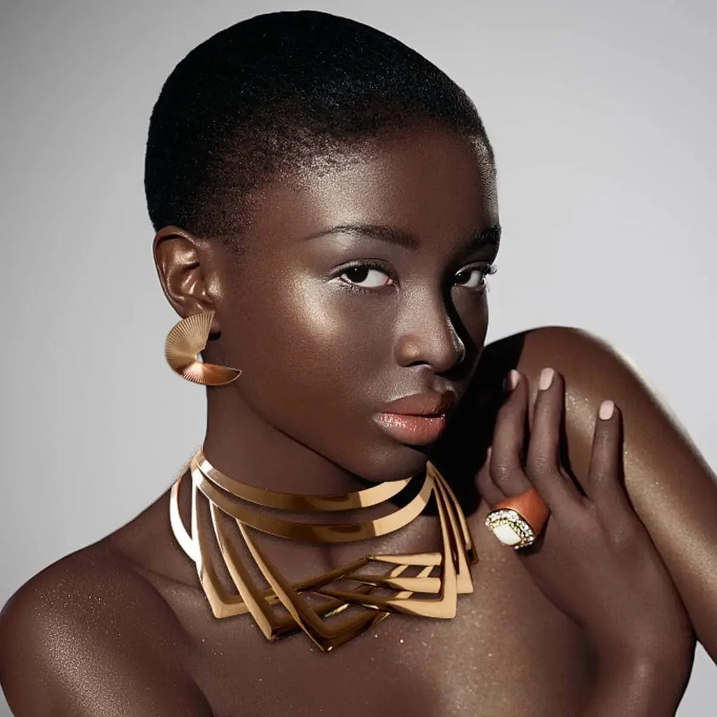 Gothic alloy choker necklace by Showlu Fashion with geometric punk design, short collar style, statement jewelry for women.