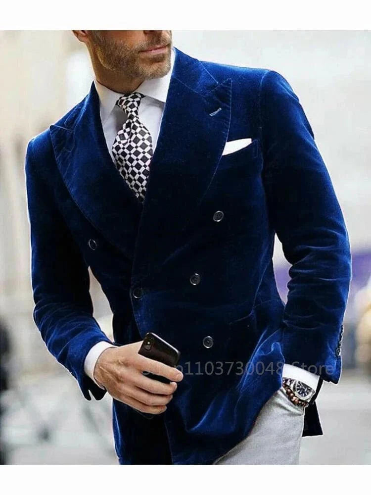 Men's velvet double-breasted blazer by SHOWLU Fashion Store, green and black with peak lapel, elegant dinner or wedding jacket.
