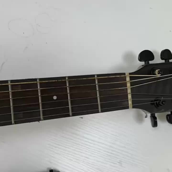 SHOWLU Guitar Chord Trainer for 38-41 inch folk guitars, learning system with chord chart and assist device for easy chord practice.