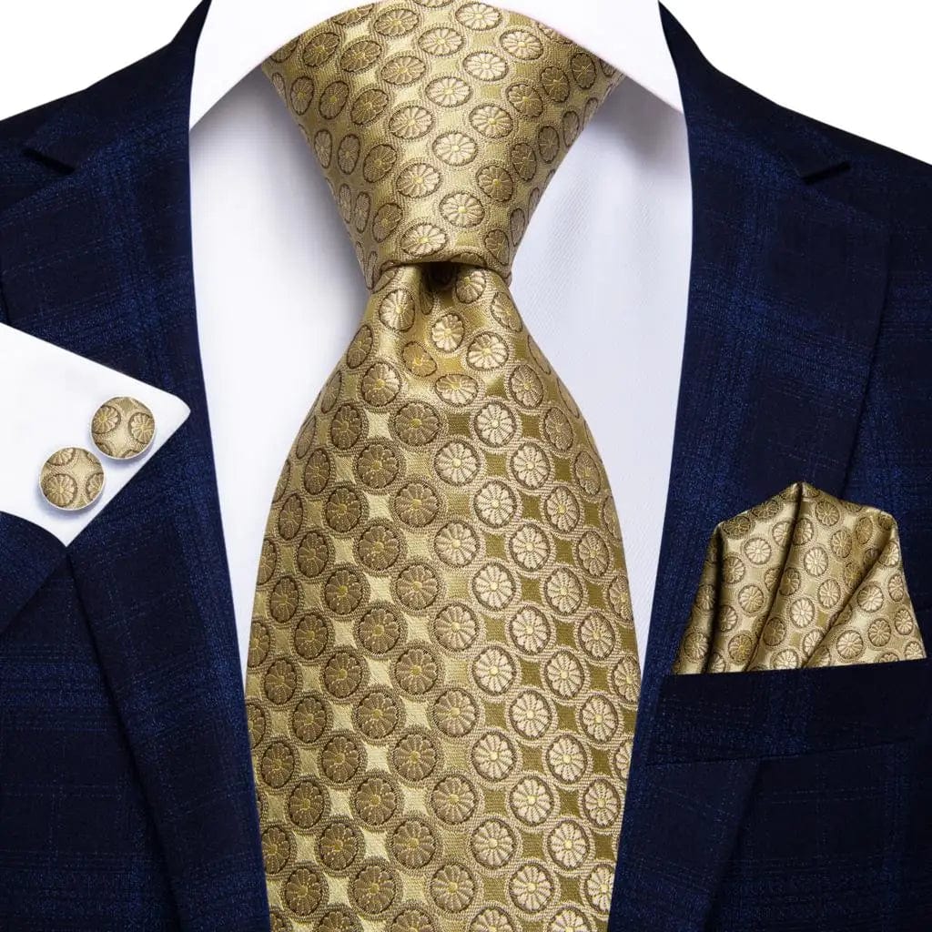 Hi-Tie solid gold yellow silk tie set with matching handkerchief and cufflinks, perfect for men's wedding or business attire.