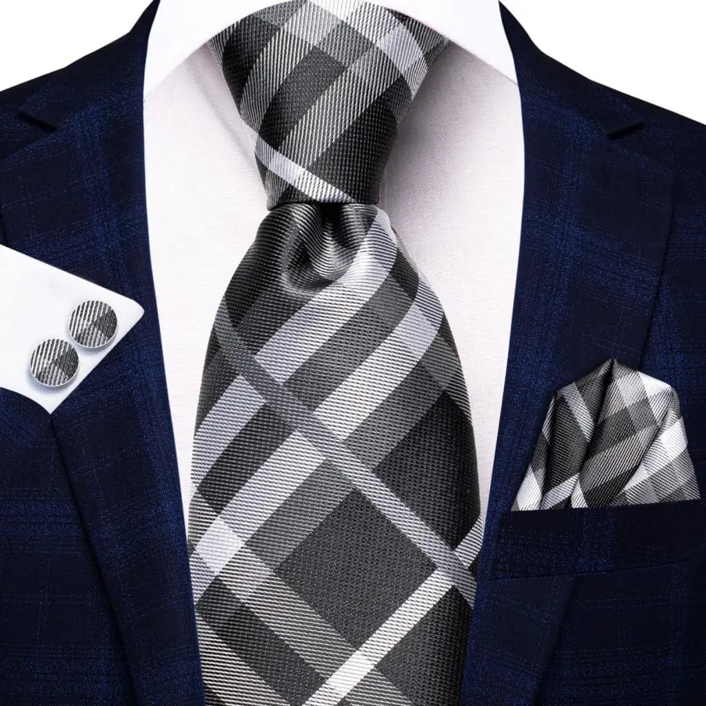 Hi-Tie solid gold yellow silk tie set with matching handkerchief and cufflinks, men's fashion accessory for weddings and business.