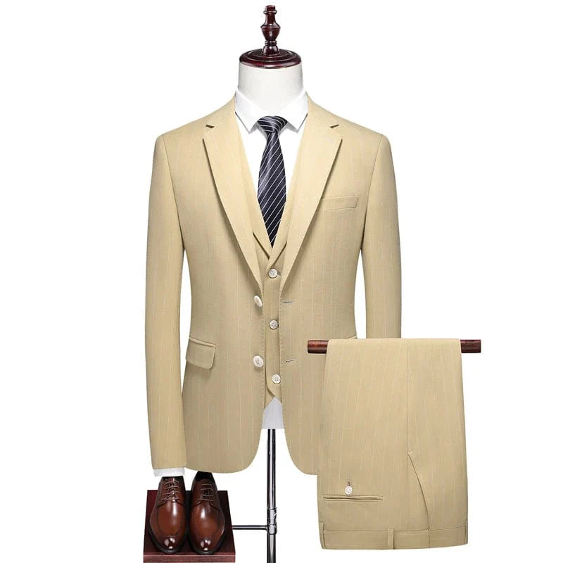SHOWLU men's three-piece wedding suit with slim fit jacket, vest, and trousers, ideal for formal grooms and wedding attire.