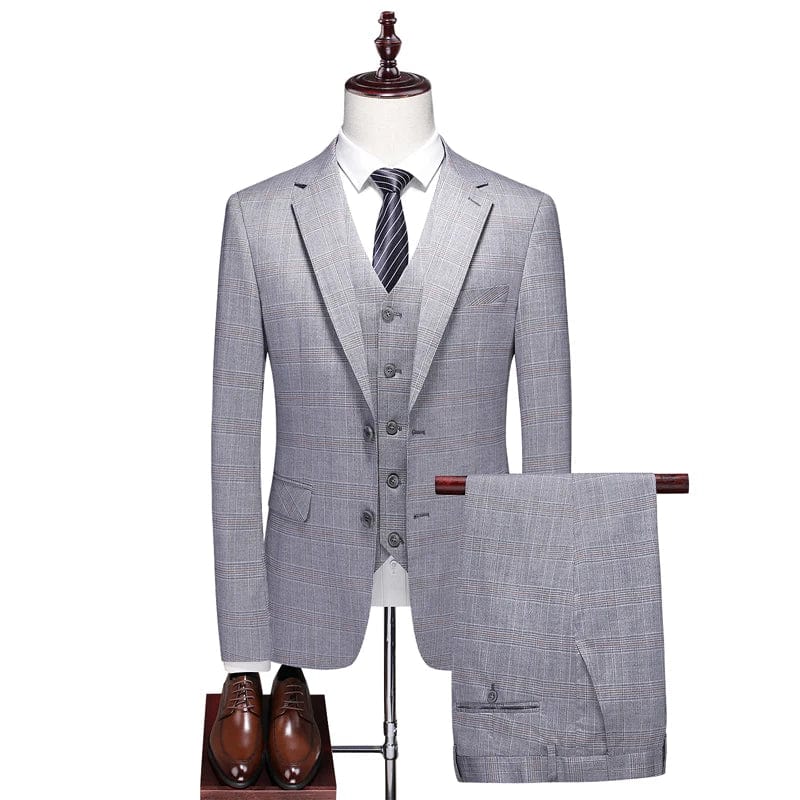 SHOWLU Men's three-piece wedding suit with slim fit jacket, vest, and trousers for formal and casual occasions.