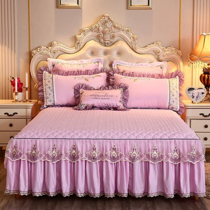 Showlu Fashion Showlu Tencel quilted bed sheet set with non-slip backing, includes fitted sheet, flat sheet, and pillowcases in a three-piece set.