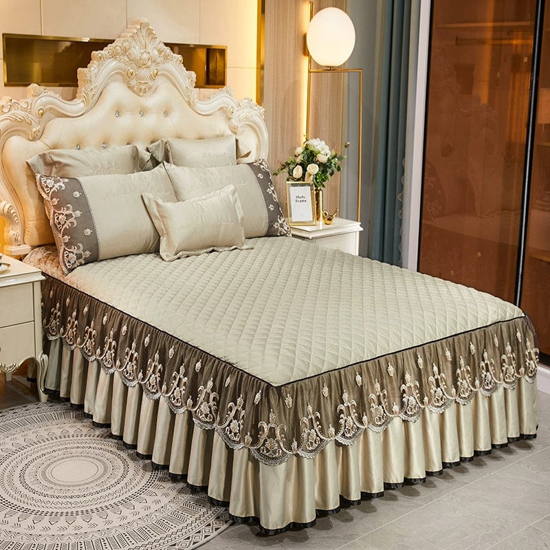 Showlu Fashion Store Gao Wang Tencel quilted bed sheet three-piece set with non-slip, thickened design, featuring a soft, luxurious fabric.