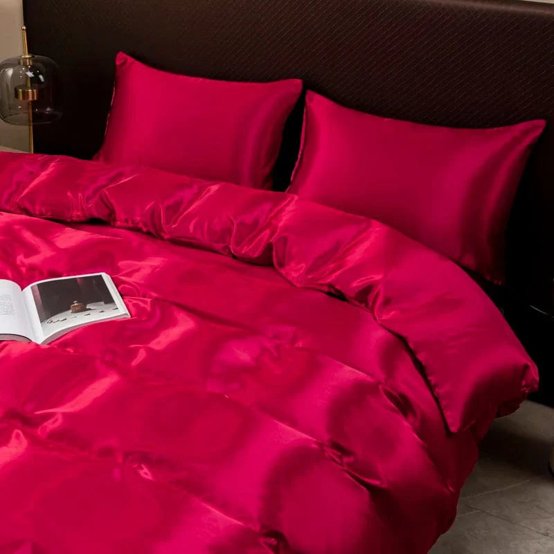Showlu Fashion satin silky duvet cover in soft solid fabric, queen size, smooth and high-quality quilt cover for comfortable sleeping.