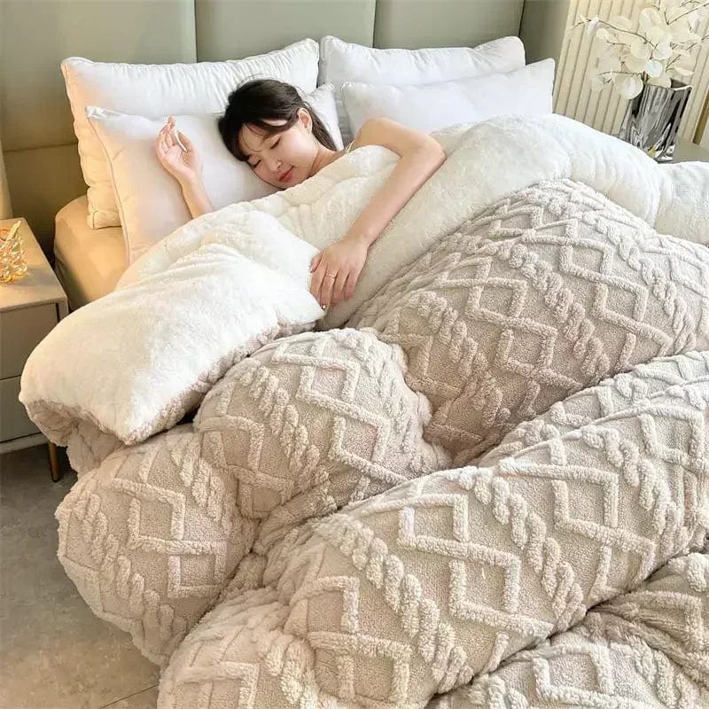 SHOWLU FASHION STORE Zeby artificial lamb cashmere weighted blanket, thick winter duvet for cozy warmth and comfort.