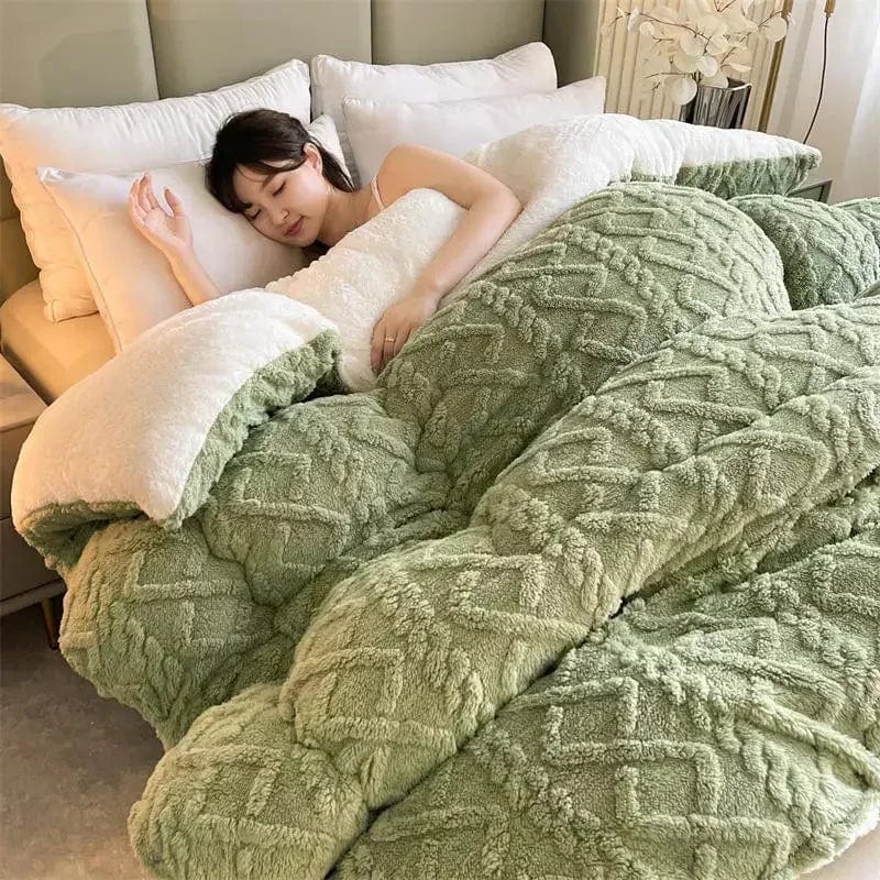 SHOWLU FASHION STORE Zeby artificial lamb cashmere weighted blanket, thick winter duvet quilt for warmth and comfort.