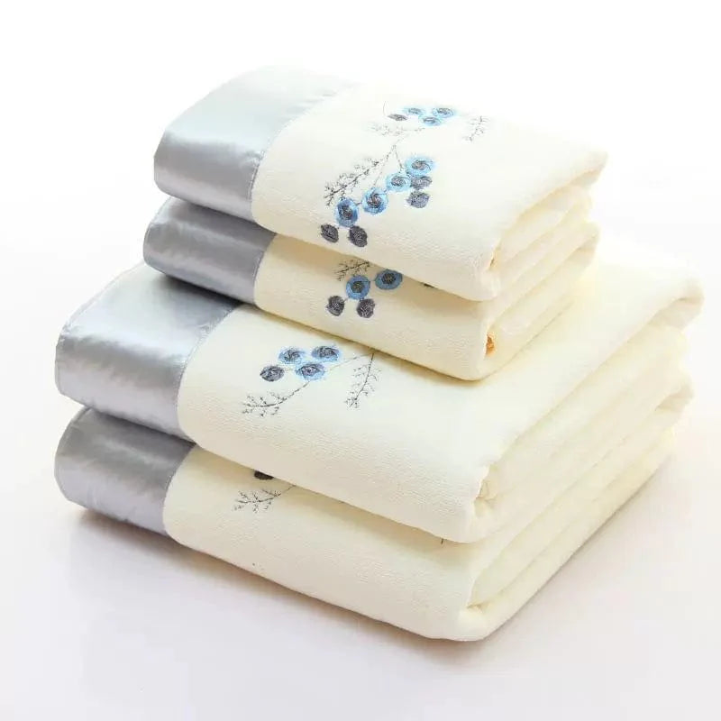 Showlu Fashion Store Defasilk soft thickened facecloth bath towel set, quick-drying water-absorbing square towels in gift box.