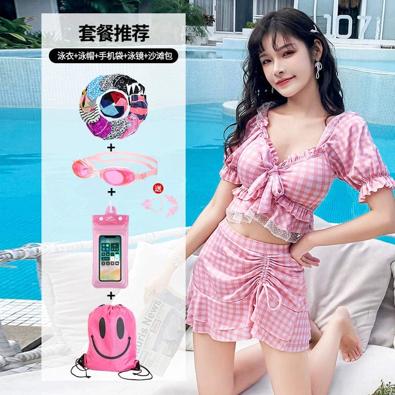 Showlu Fashion Two-Piece Split Swimsuit with conservative skirt style, designed for women, perfect for hot springs and swimming.