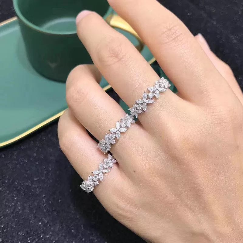 Huitan Flower Bridal Wedding Ring with white CZ stones and brass band, elegant floral design for women's wedding jewelry