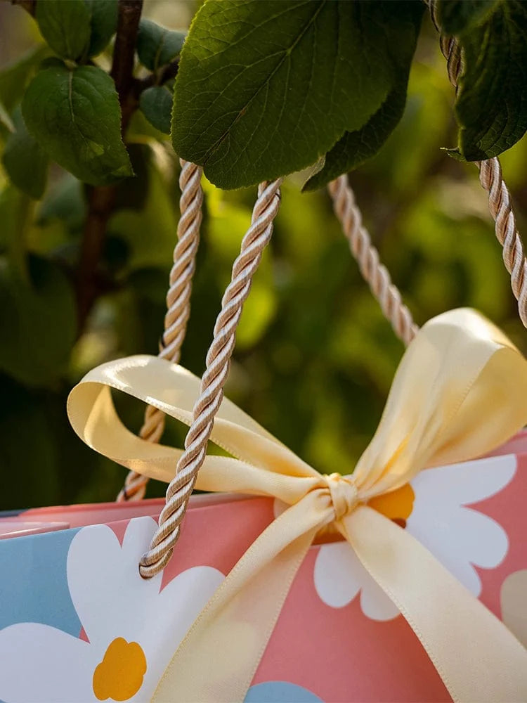 Mori Leaf Contrast Color Paper Gift Bag by SHOWLU FASHION STORE, minimalist holiday handbag with vibrant leaf design and sturdy handles.