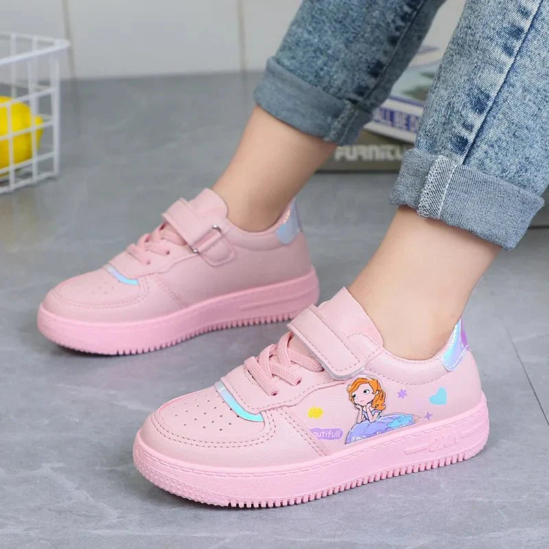 Showlu Fashion girls' floral sneakers with breathable material and non-slip sole, perfect for running and outdoor casual wear.