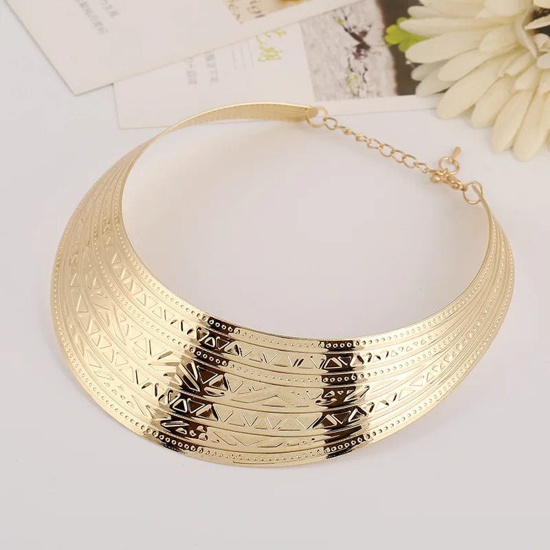 Wide punk choker necklace by KMVEXO featuring vintage resin design, statement collar style for women, perfect for bold fashion looks