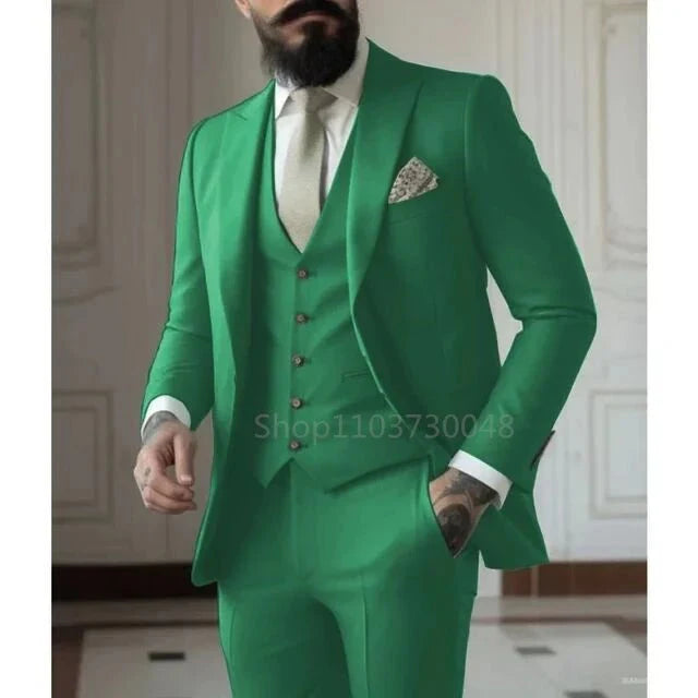Kromoc men's 3-piece slim fit formal suit in wool blend, featuring jacket, vest, and pants for wedding or business occasions.