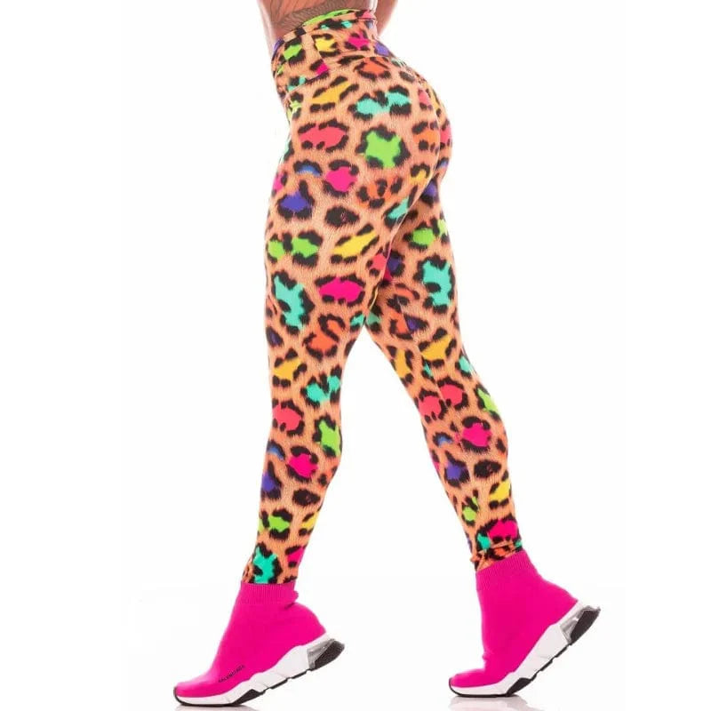 Showlu Women's leopard stripe 3D print running leggings with push-up design, slim fit fitness pants for active and casual wear.