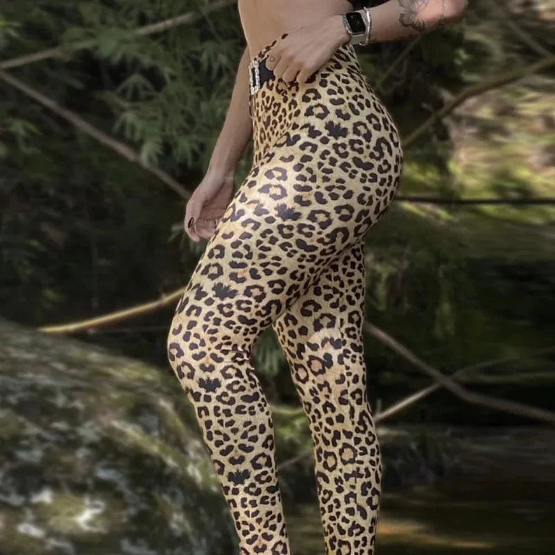 Showlu Women's leopard stripe 3D print running leggings with push-up design, slim fit sports and fitness pants for women.