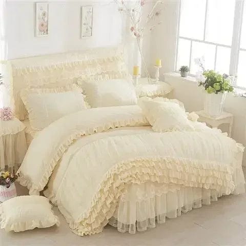 Showlu Fashion Store rainfire lace edge cotton duvet cover set with geometric pattern, including pillowcases, in a luxurious bedding design.