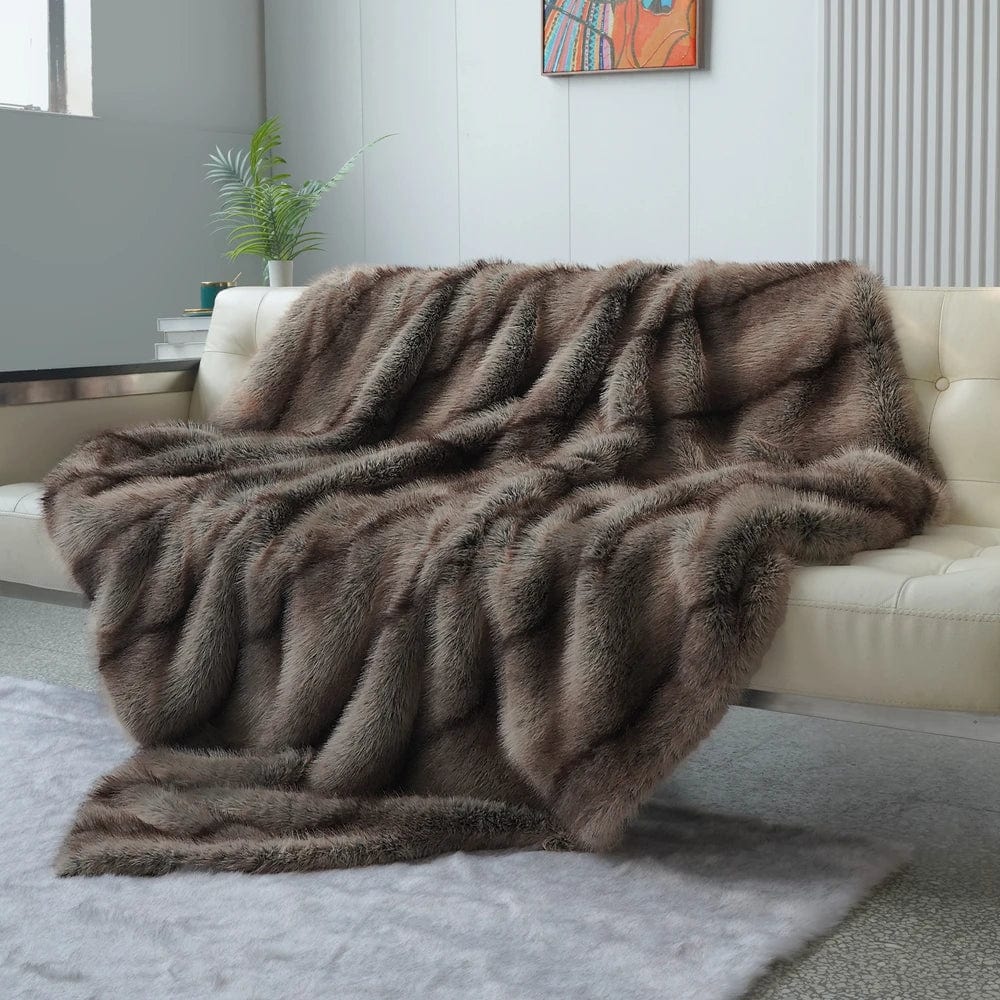 Luxury faux fox fur blanket by SHOWLU FASHION STORE, soft polyester throw for sofa or bed with plush, high-end fur texture.