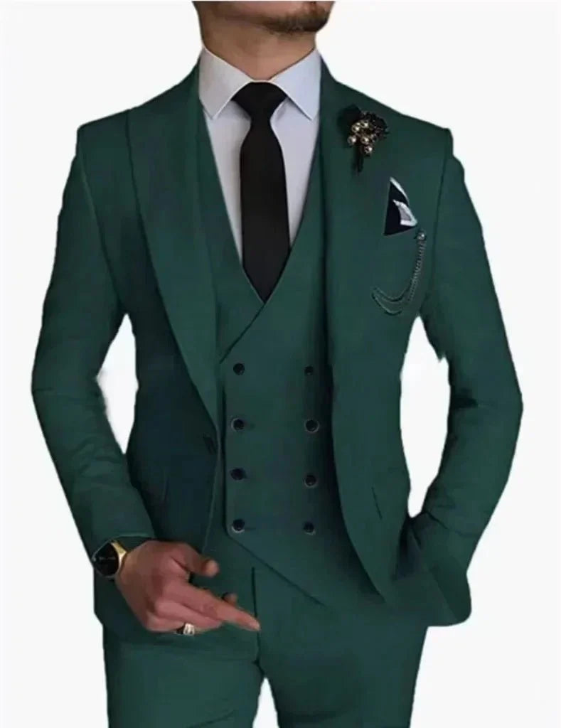 SHOWLU Men's 3-Piece Peak Lapel Business Suit with blazer, vest, and pants, perfect for wedding tuxedo or formal occasions.