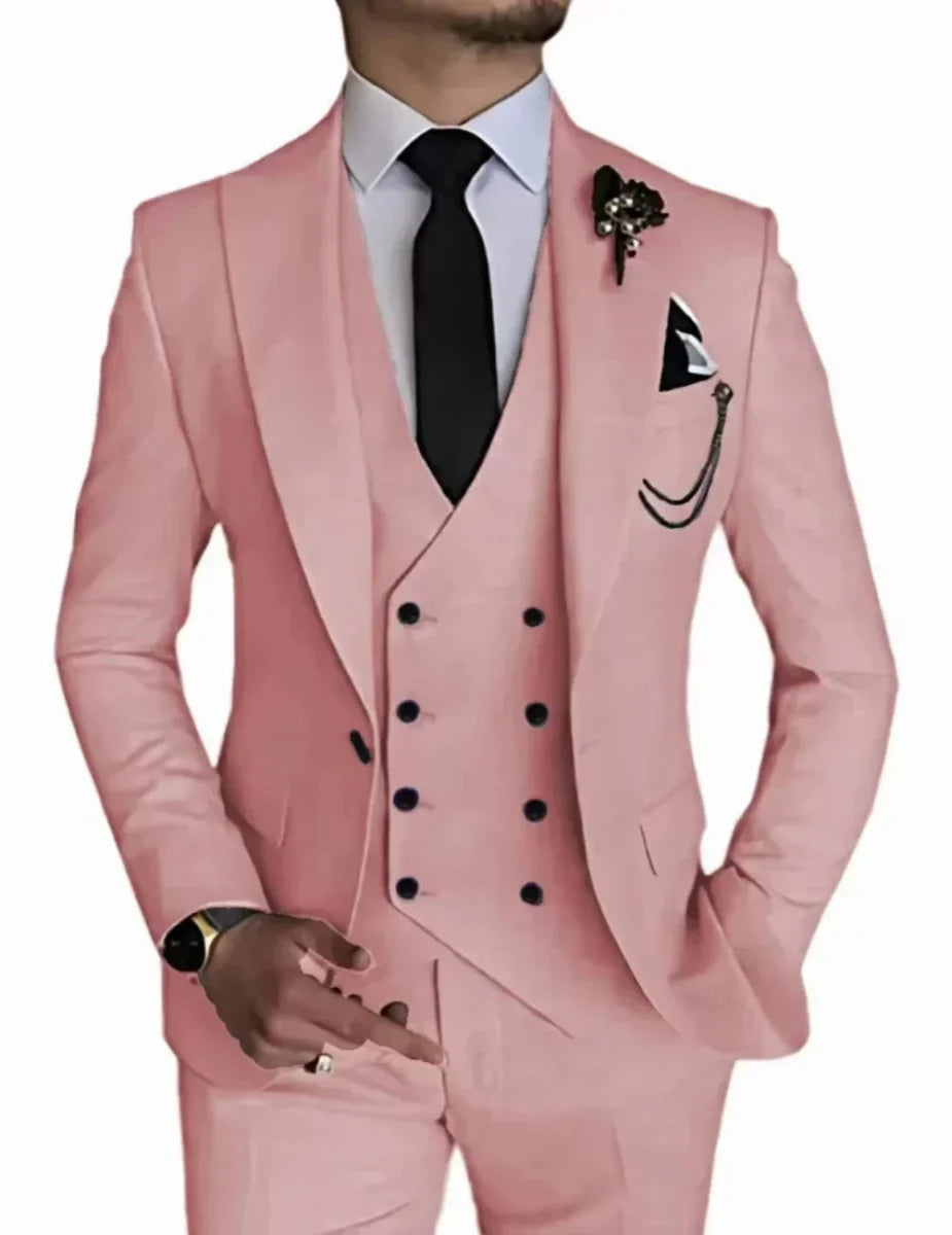 Luxury SHOWLU Men's 3-Piece Peak Lapel Business Suit with blazer, vest, and pants, ideal for weddings and formal occasions.