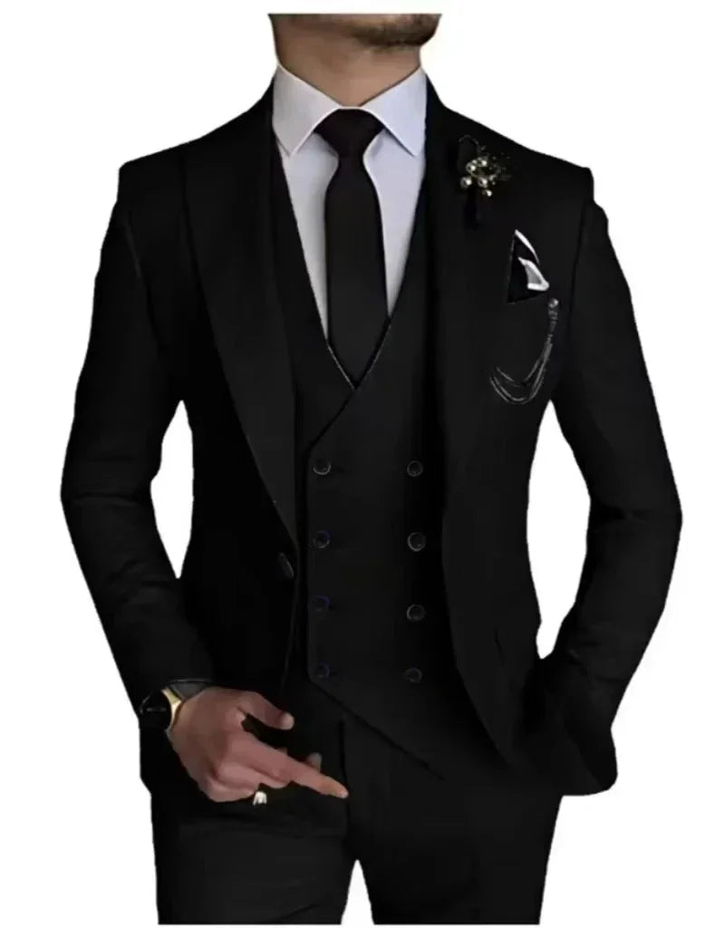 SHOWLU Men's 3-Piece Peak Lapel Business Suit with blazer, vest, and pants, ideal for weddings and formal events.
