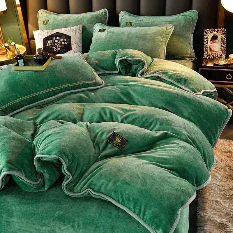Luxury milk velvet bedding set by SHOWLU FASHION STORE, thick winter duvet cover with matching pillowcases, skin-friendly and warm.