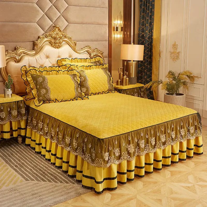 Dudaxury crystal velvet quilted bedspread with lace bed skirt set, super-soft luxury bedding for king and queen size beds.