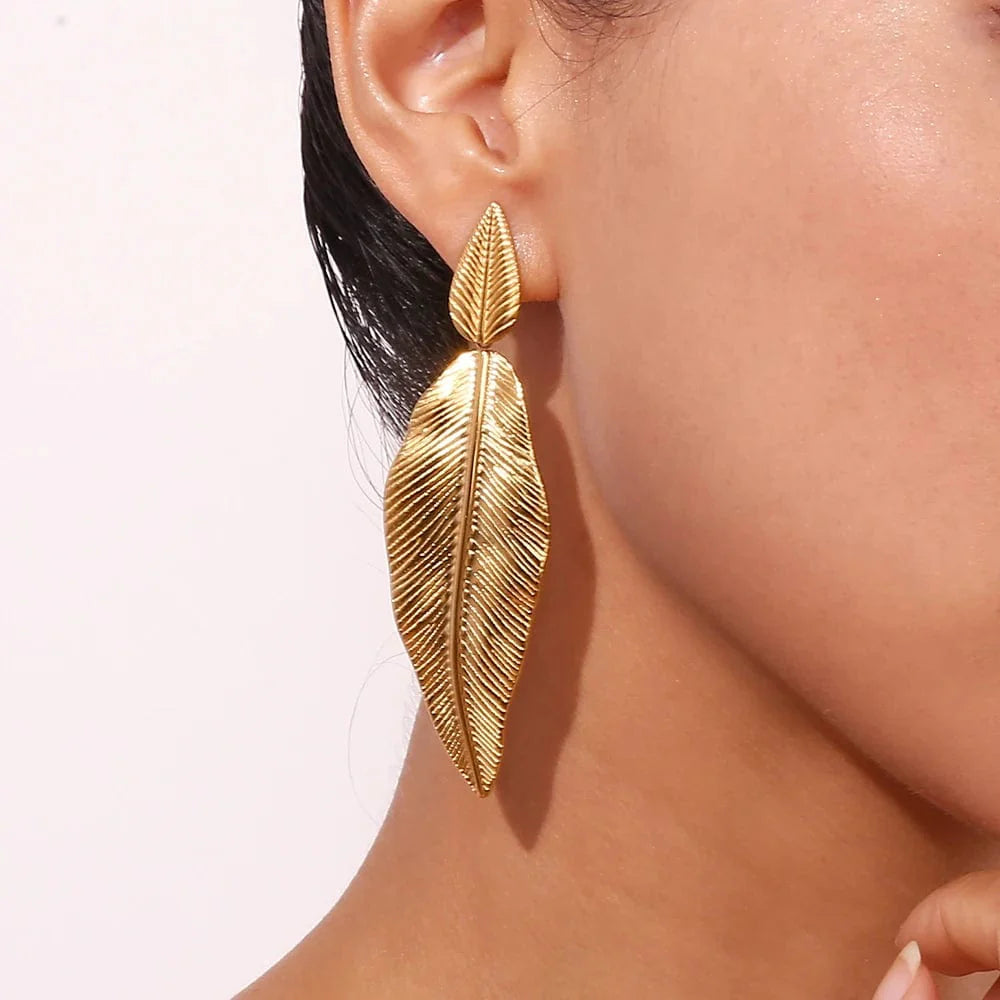 MamacitaSlay 18K gold plated stainless steel leaf drop earrings for women, featuring elegant beach-inspired leaf design.