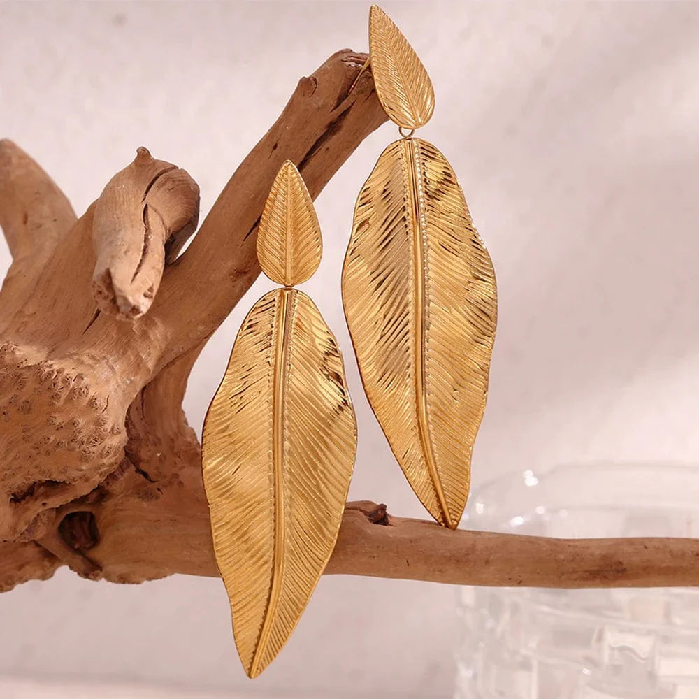 MamacitaSlay 18K gold plated stainless steel leaf drop earrings for women, featuring elegant beach-inspired leaf design and luxury quality.