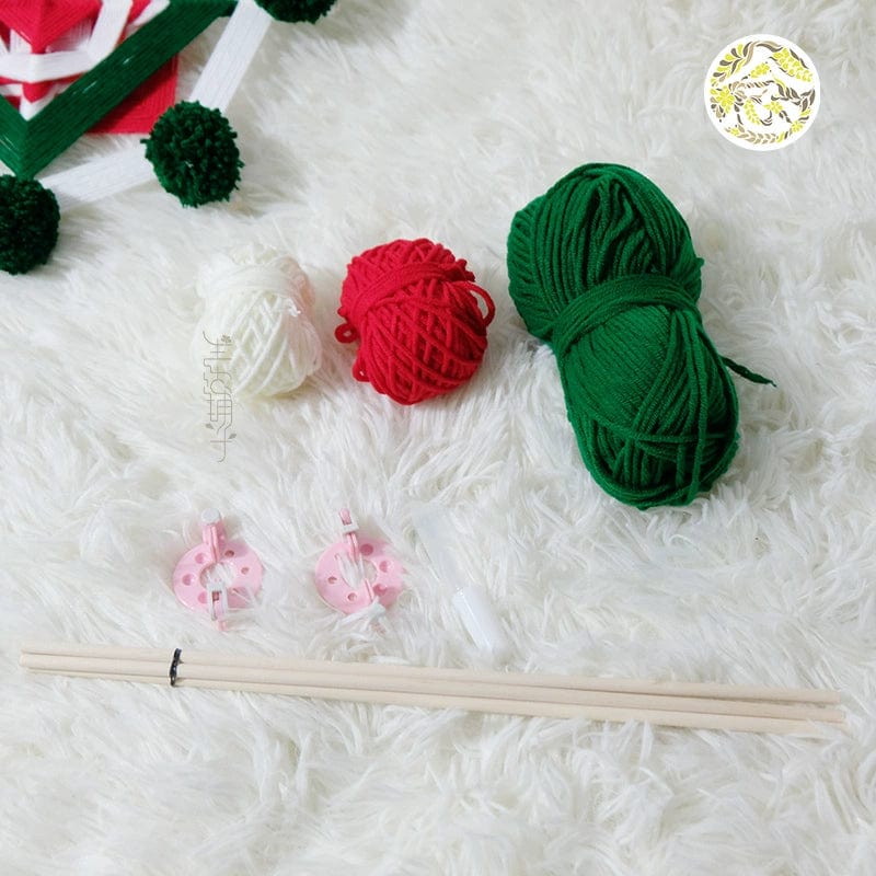 Wool winding mandala wall hanging decor with Christmas-themed design, showcasing intricate patterns and vibrant colors.