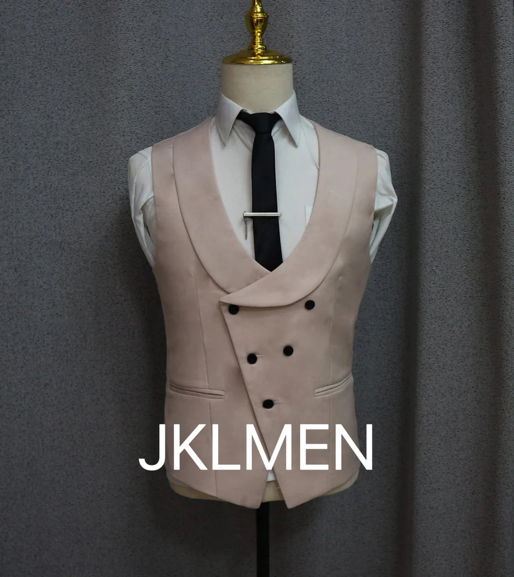 Men's green slim fit 3-piece business suit by SHOWLU FASHION STORE with blazer, vest, and pants for formal and wedding occasions.