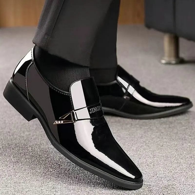 Showlu Fashion men's penny loafers in black with non-slip soles, slip-on design, breathable leather for business and office wear.